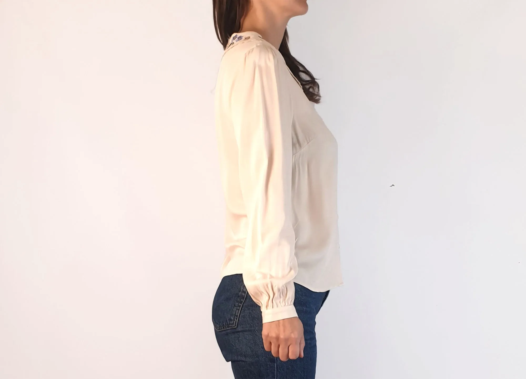 Princess Highway cream long sleeve shirt with embroydered peter pan collar size 8