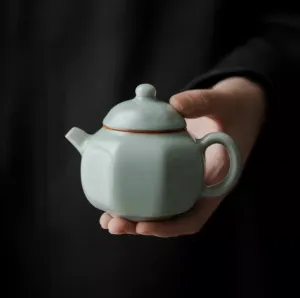 Ruyao Six-Sided Teapot with Ceramic Filter & Crackle Glaze - Crafted for Tea Connoisseurs