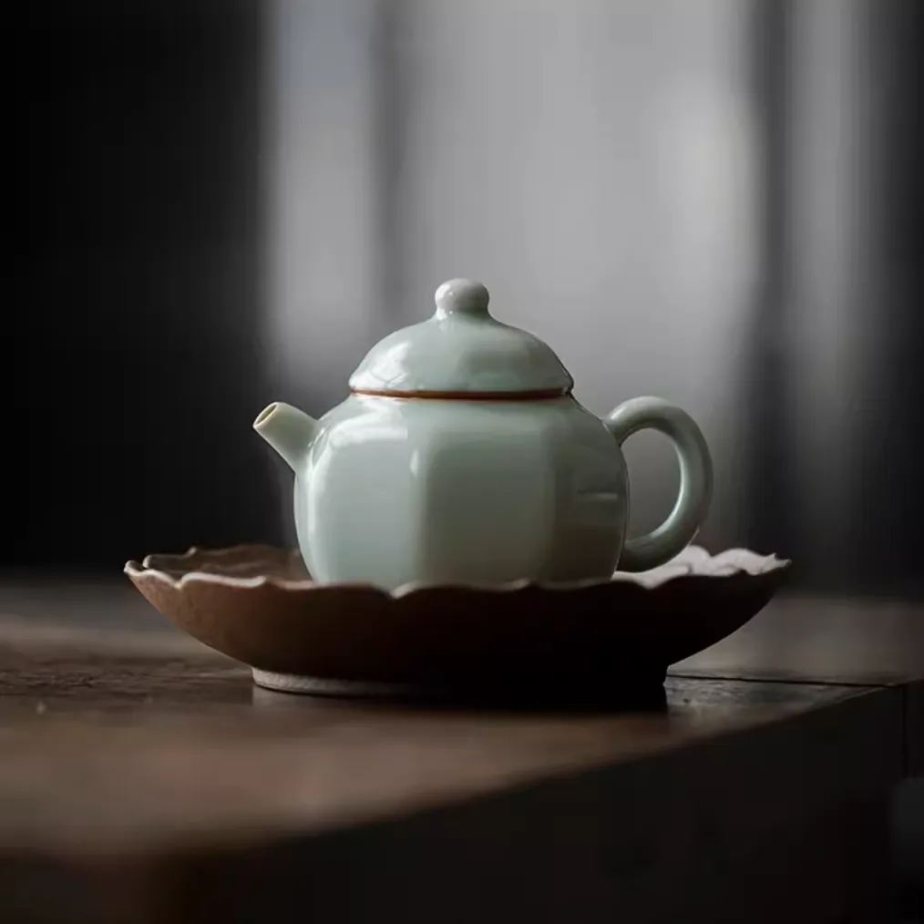 Ruyao Six-Sided Teapot with Ceramic Filter & Crackle Glaze - Crafted for Tea Connoisseurs
