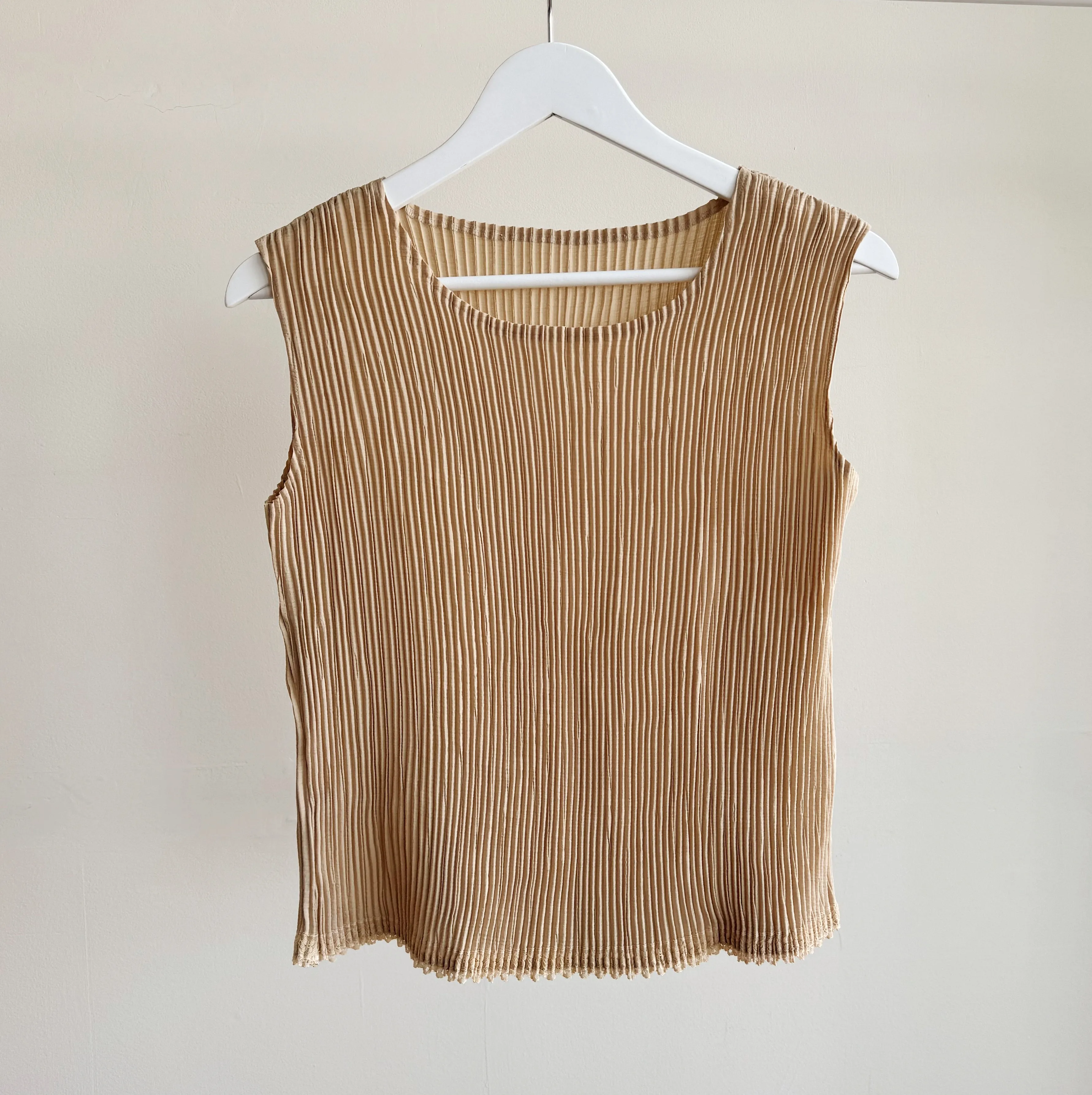 Sandstone Pleated Tank
