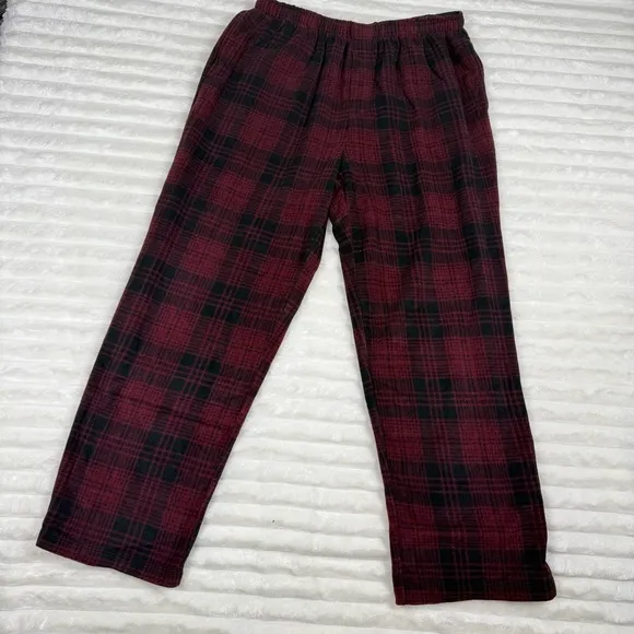 SKIMS  Unisex Fleece  Flannel Sleep pants  Medium in  Wine Plaid NWOT