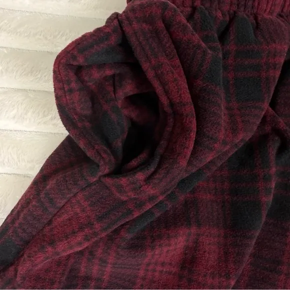 SKIMS  Unisex Fleece  Flannel Sleep pants  Medium in  Wine Plaid NWOT