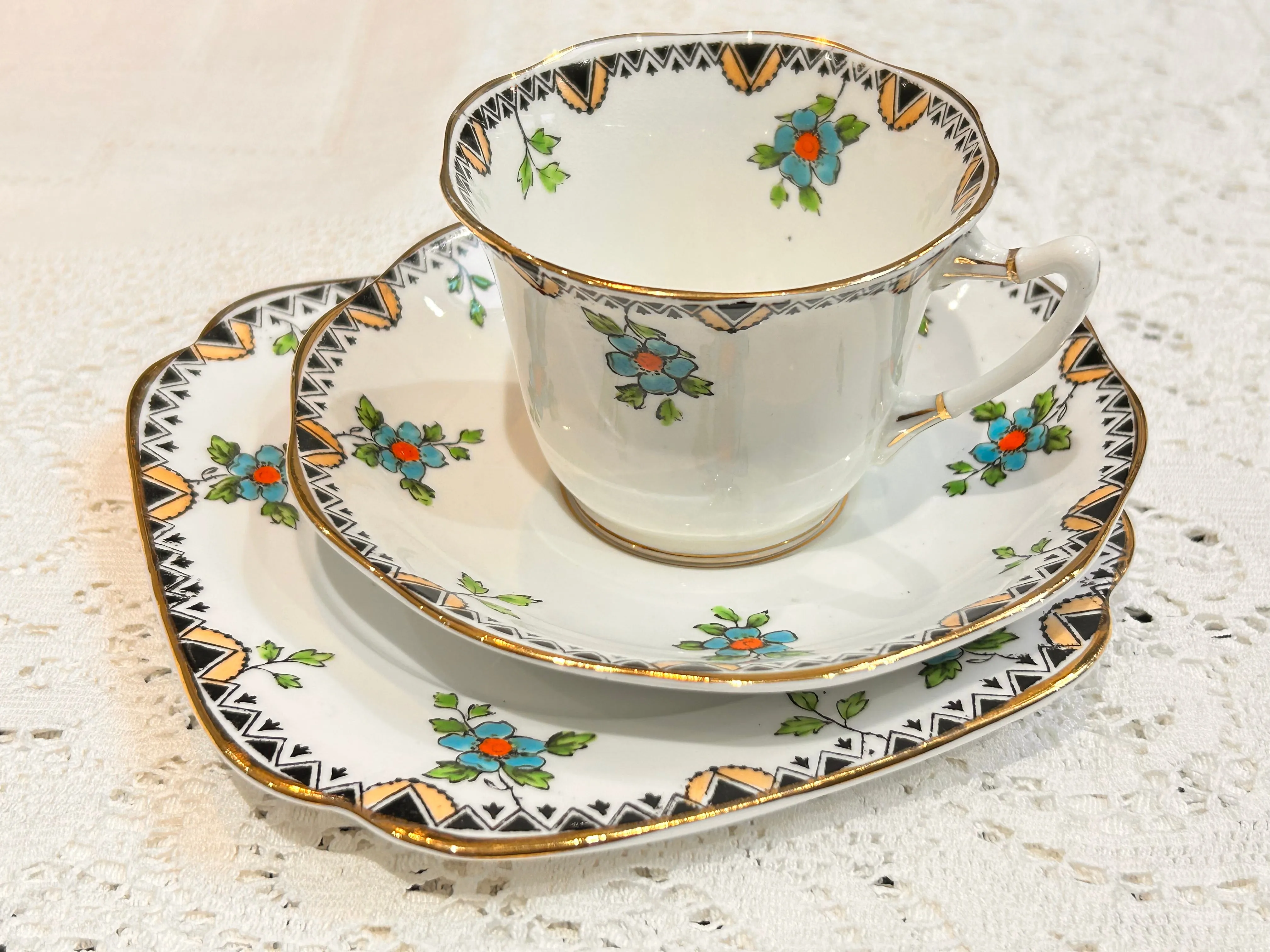 Sold Out - Roslyn Teacups & Saucers