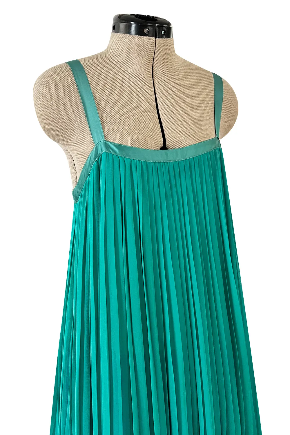 Spectacular Spring 1979 Yves Saint Laurent Silk Chiffon Pleat Dress In Green Blue & Red