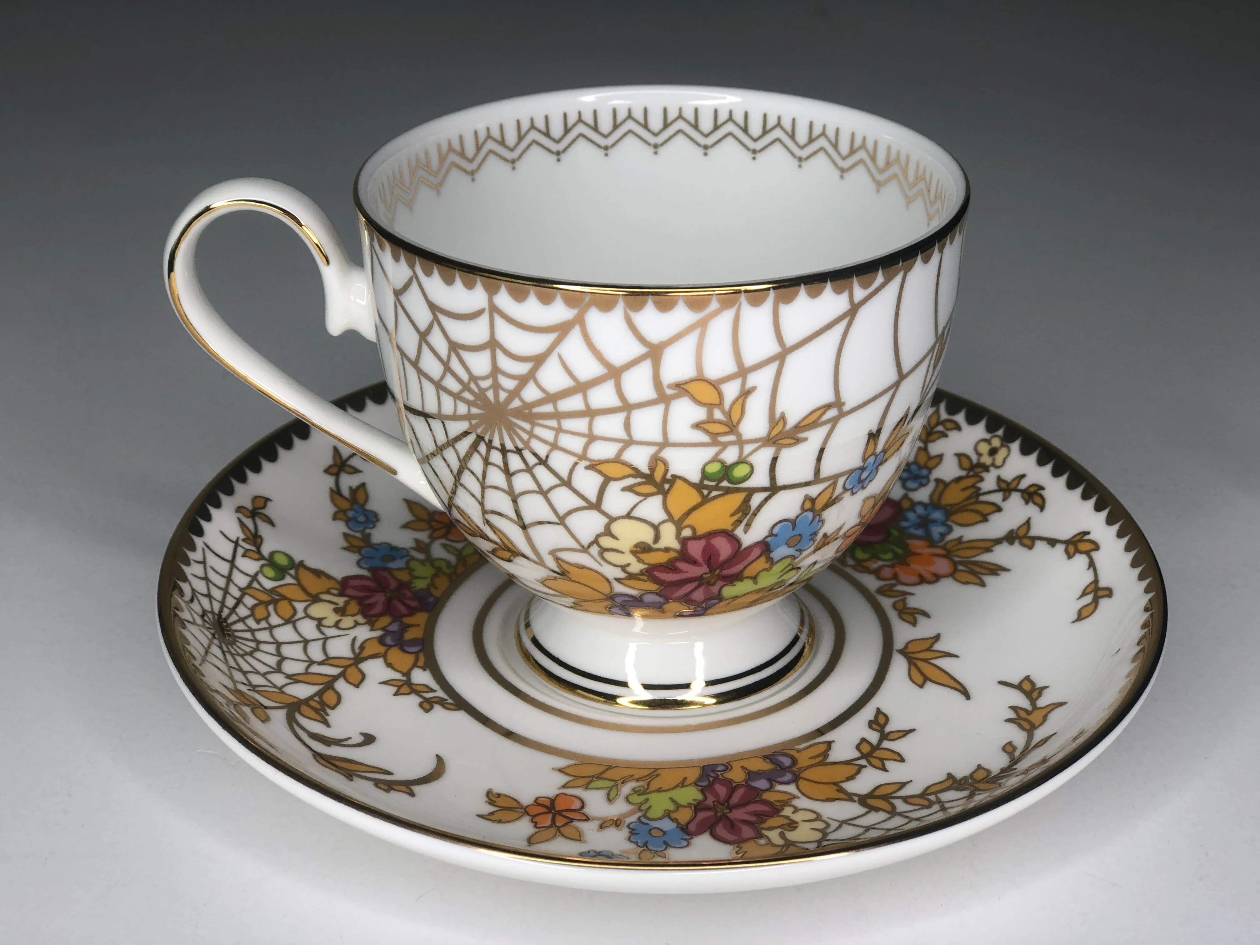 Spiderweb Tea Cup & Saucer Set