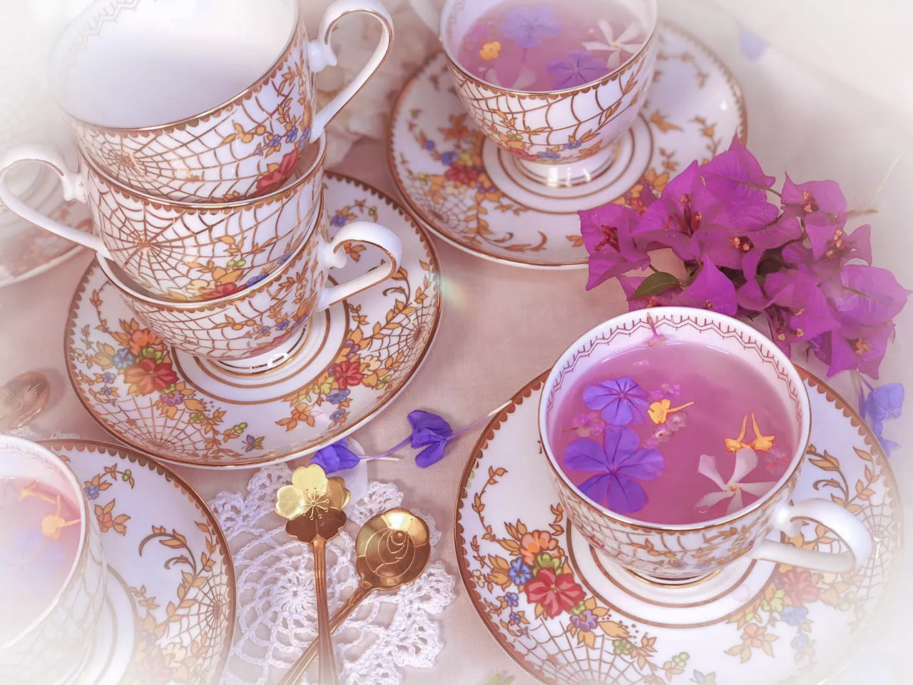 Spiderweb Tea Cup & Saucer Set