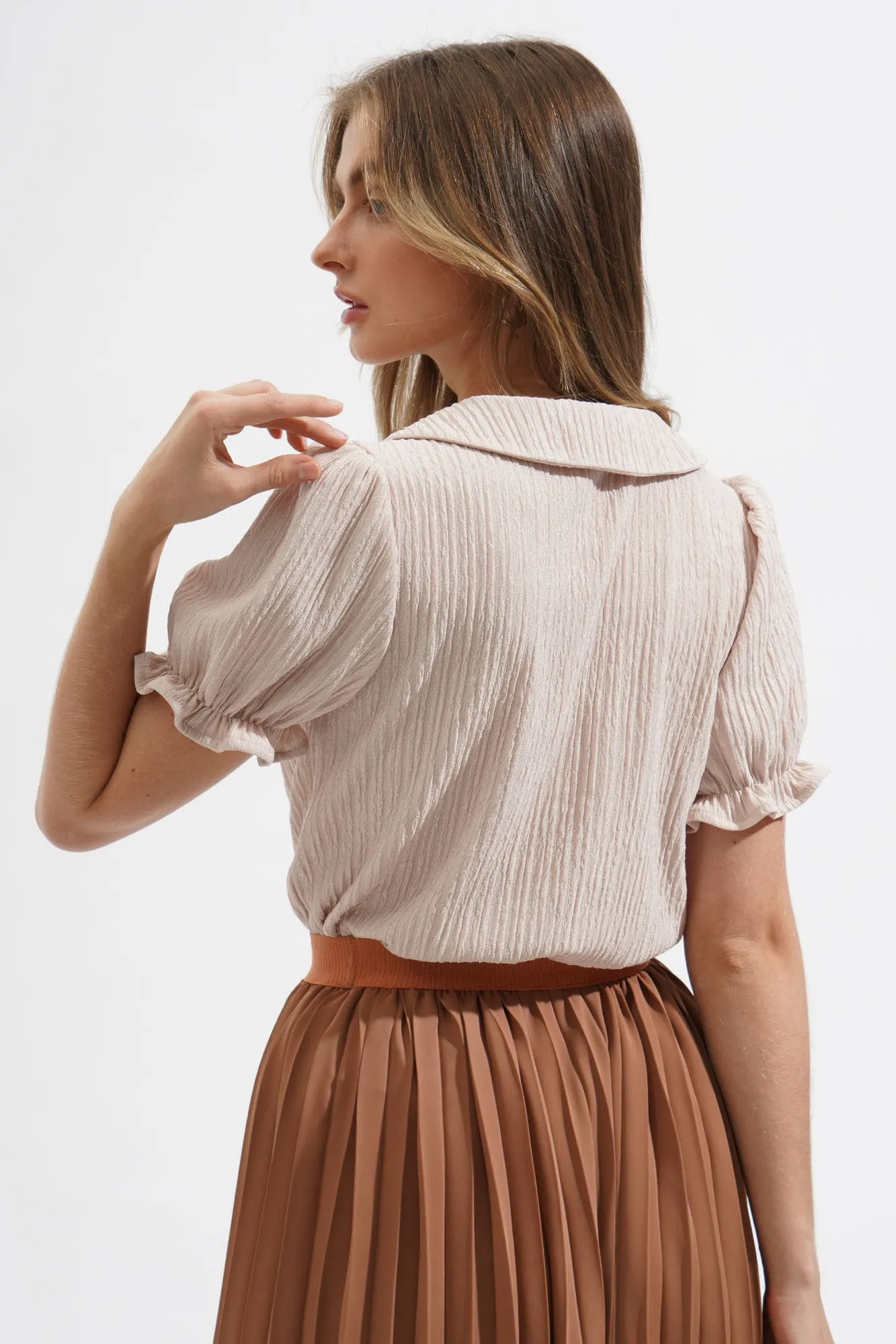 Textured Peter Pan Collared Tee