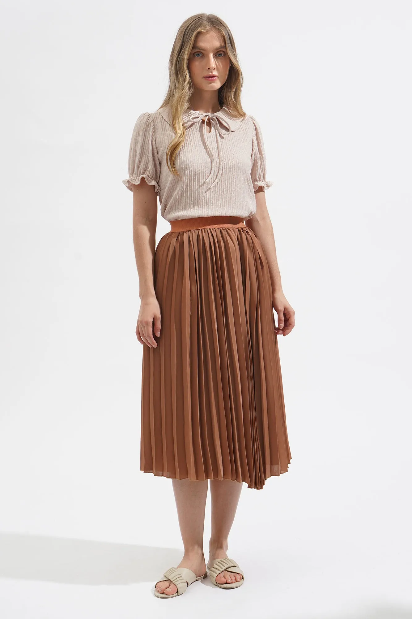 Textured Peter Pan Collared Tee