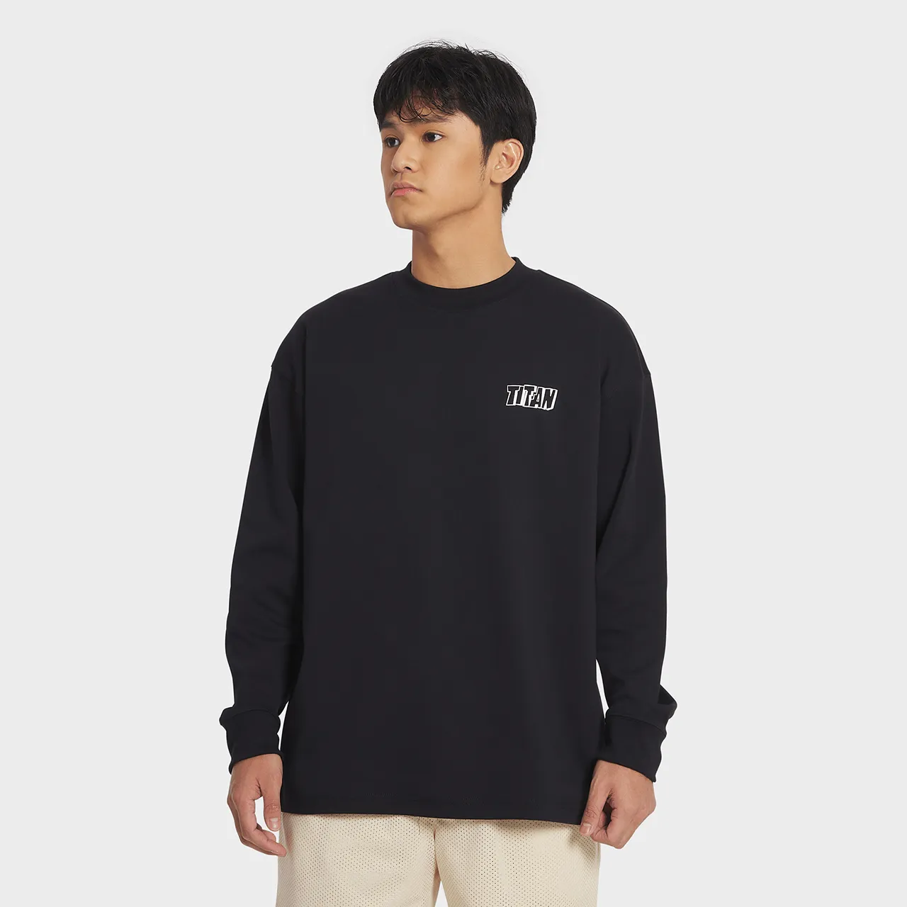 Titan Hoops Talk Basketball Long-Sleeve Tee - Black