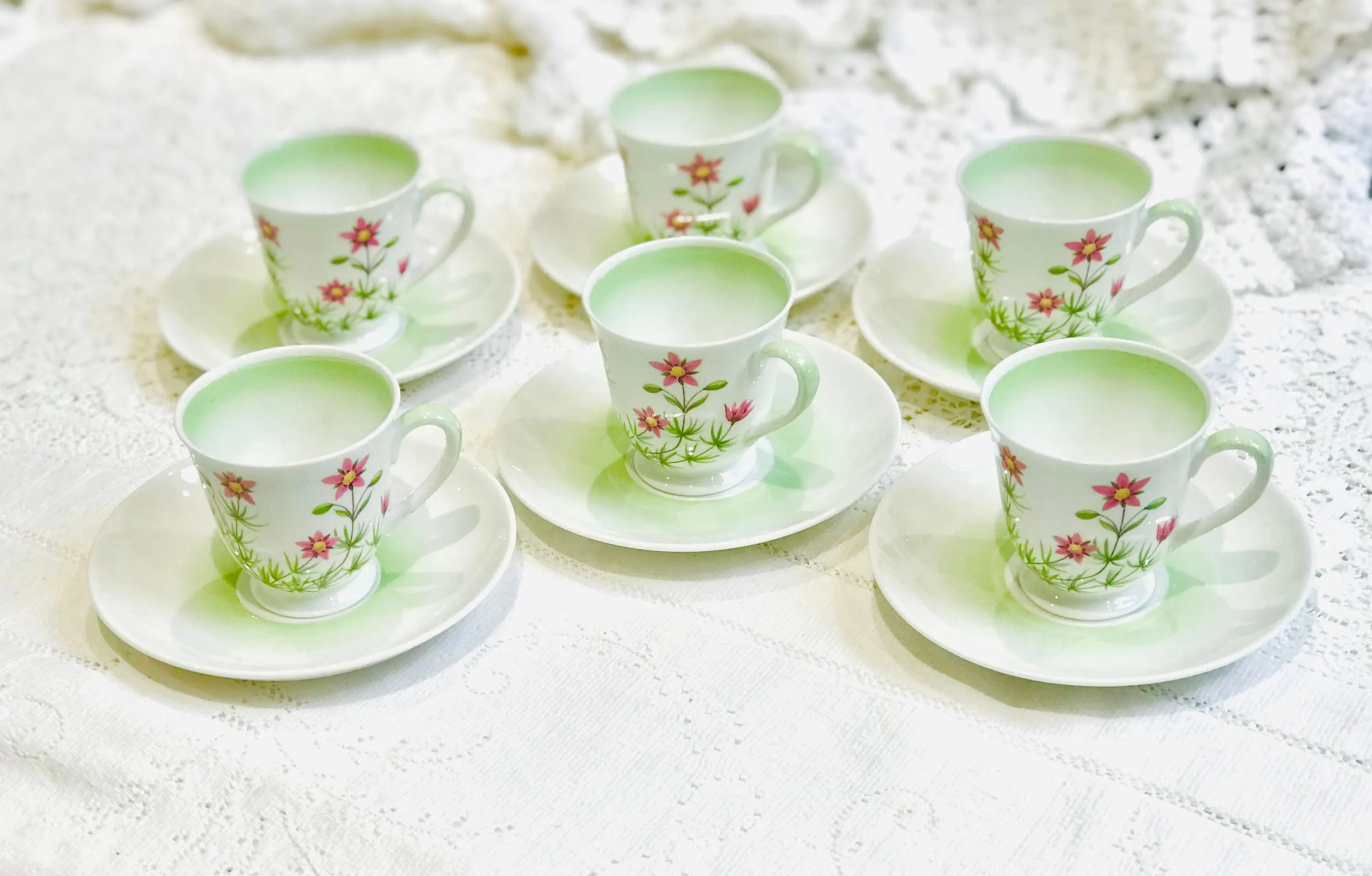 Tuscan China Vintage Coffee Set “Meadowsweet” pattern
