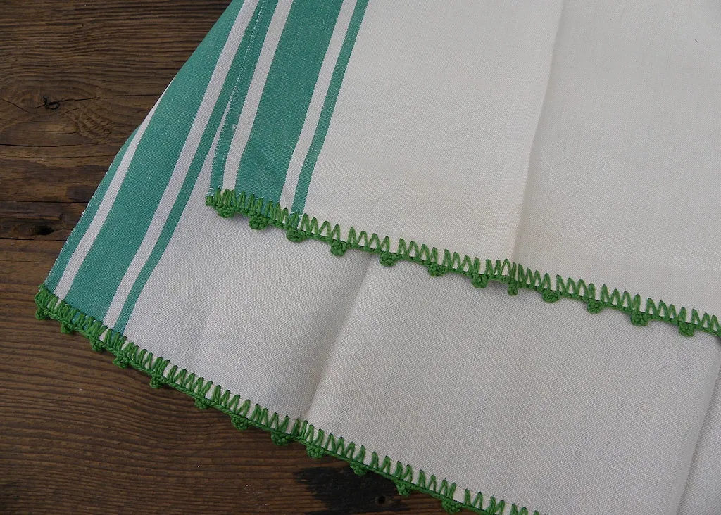 Unused Vintage Linen Green and White Kitchen Tea Towel with Crocheted Edge