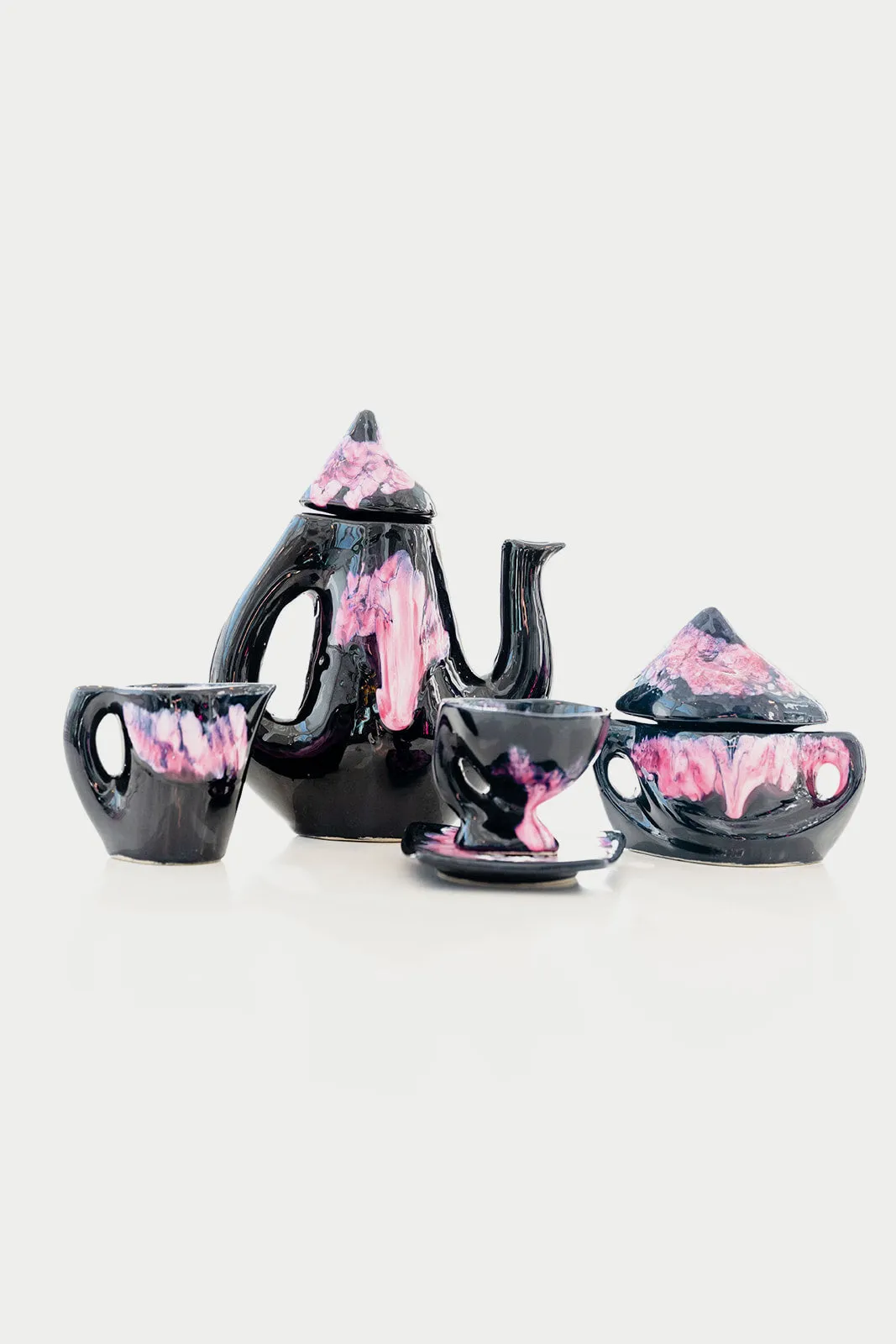 Vallauris Pink Tea Service