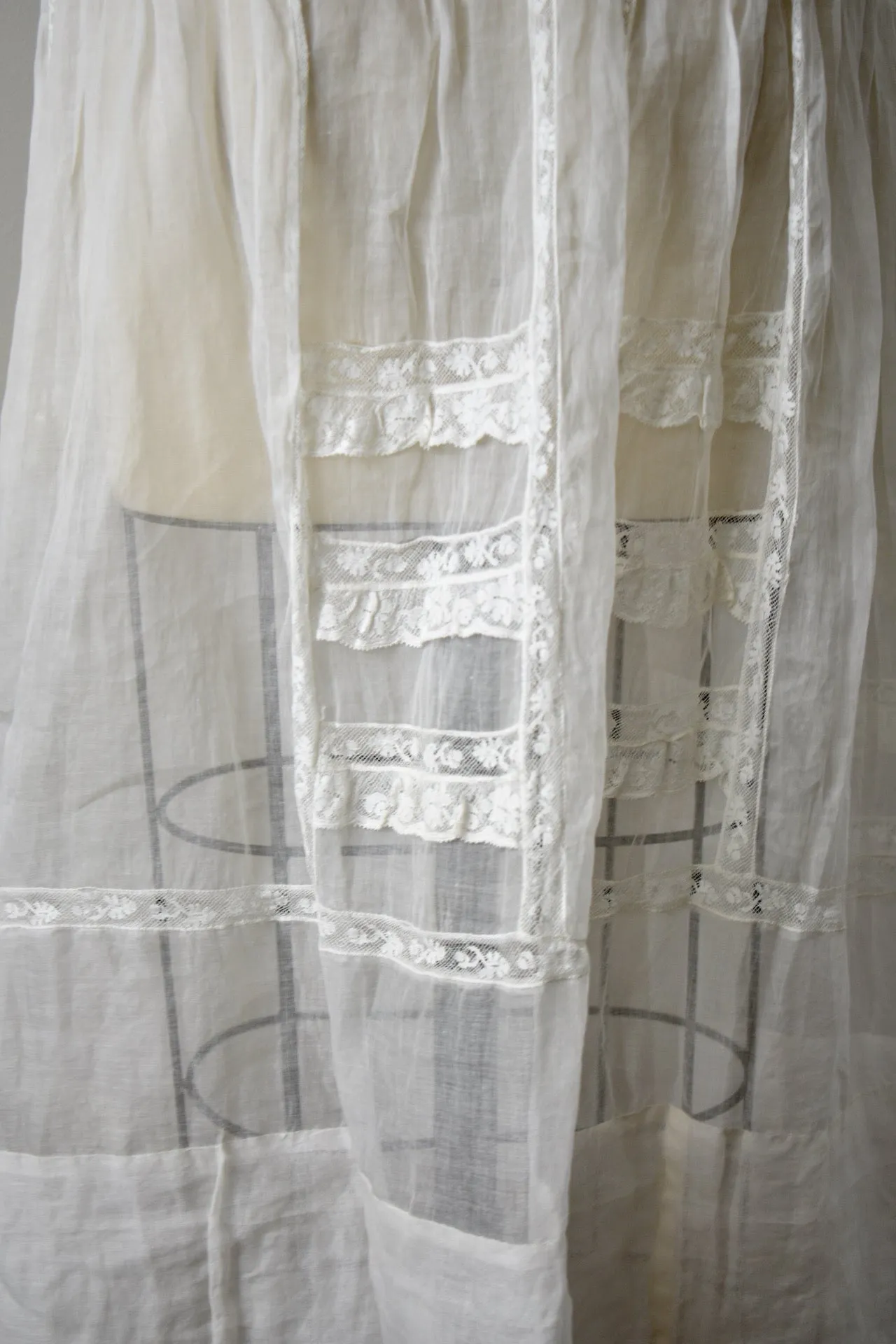 Vintage 1920s Organdy Tea Dress w/ Lace Insertions