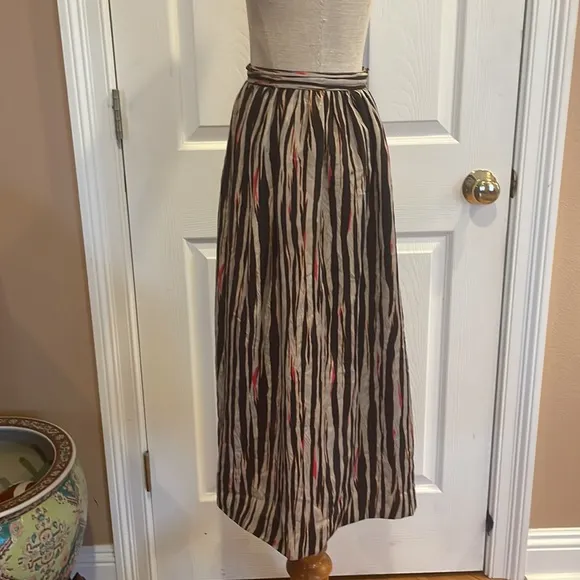 Vintage 1980s Yvonne Picone midi skirt Horizontal stripes sz 8 women’s black red