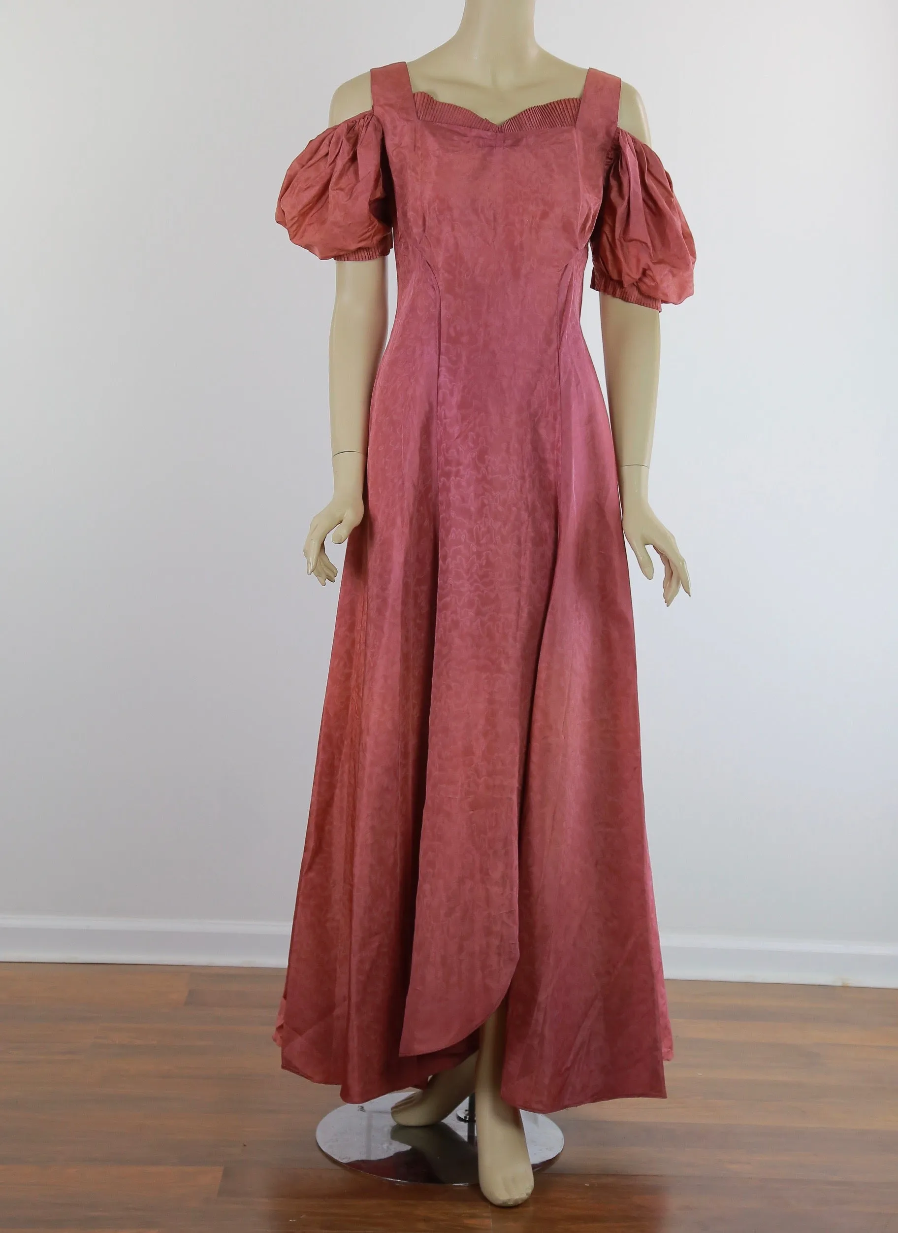 Vintage 40s mauve pink open shoulder evening dress