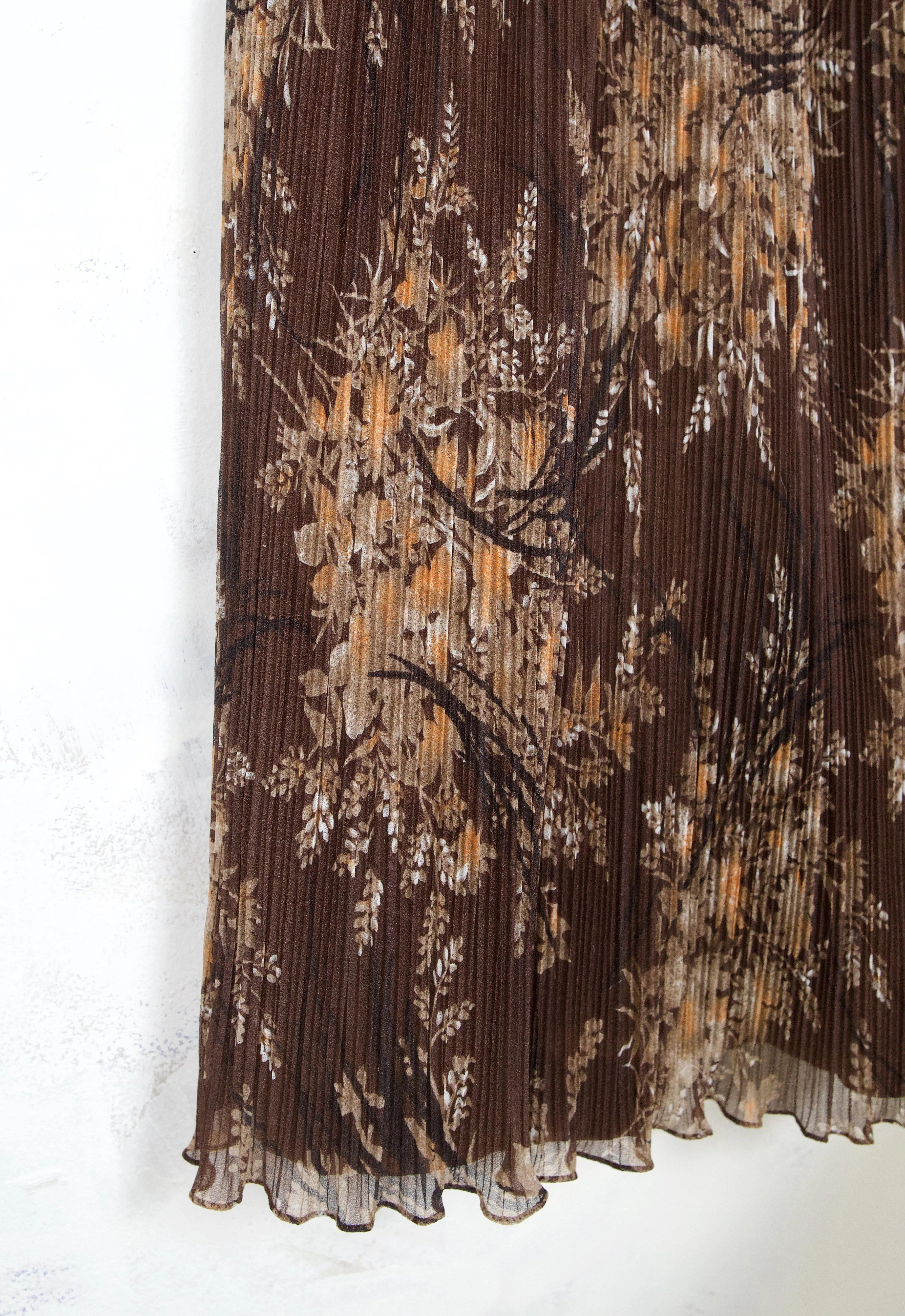 Vintage Dark Floral Pleated Dress