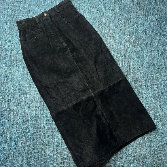 Vintage Express Genuine Leather Western High Waisted Midi Skirt in Black