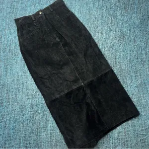 Vintage Express Genuine Leather Western High Waisted Midi Skirt in Black