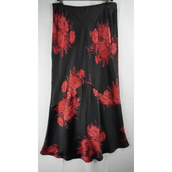 Vintage Express Silk Midi/Maxi Skirt Sz Small Y2K Dark Floral Whimsigoth