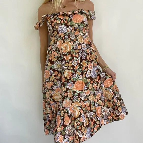 Vintage floral midi dress