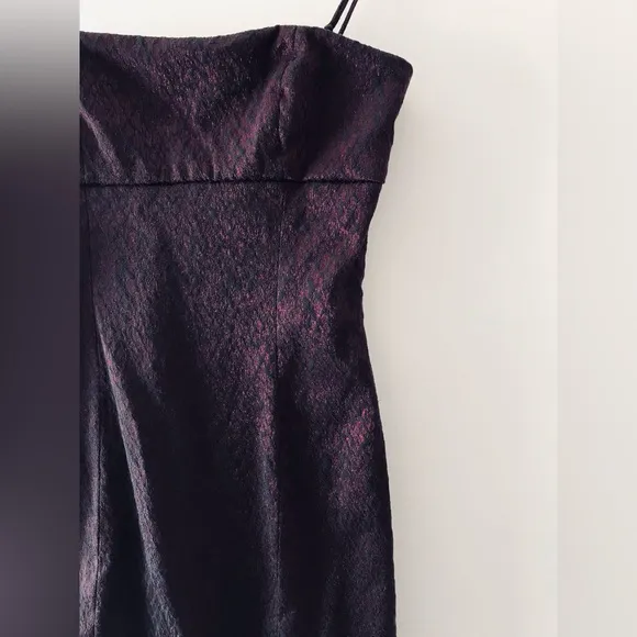 Vintage GUESS ? Y2K Spaghetti Strapless Fitted Midi Dress Black Burgundy Size 3