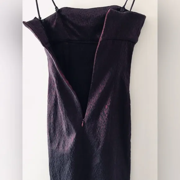 Vintage GUESS ? Y2K Spaghetti Strapless Fitted Midi Dress Black Burgundy Size 3