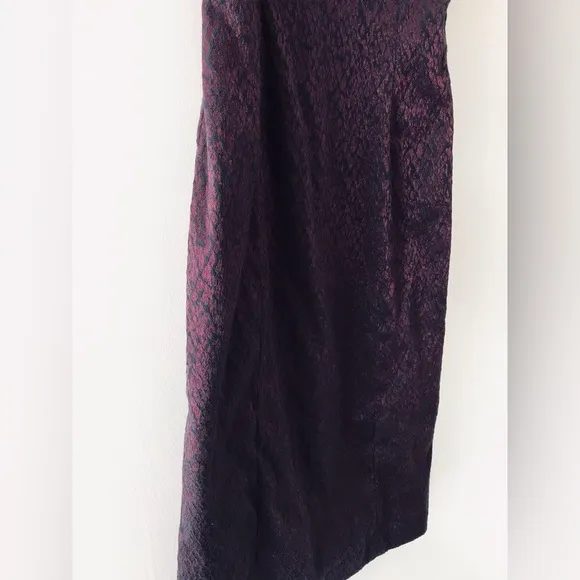 Vintage GUESS ? Y2K Spaghetti Strapless Fitted Midi Dress Black Burgundy Size 3