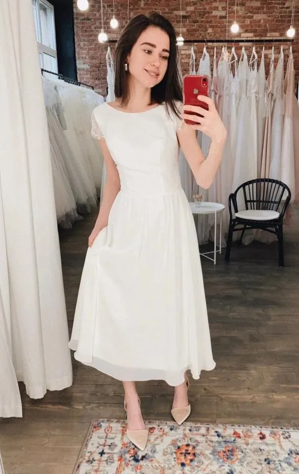 Vintage Informal Tea Length Wedding Dress