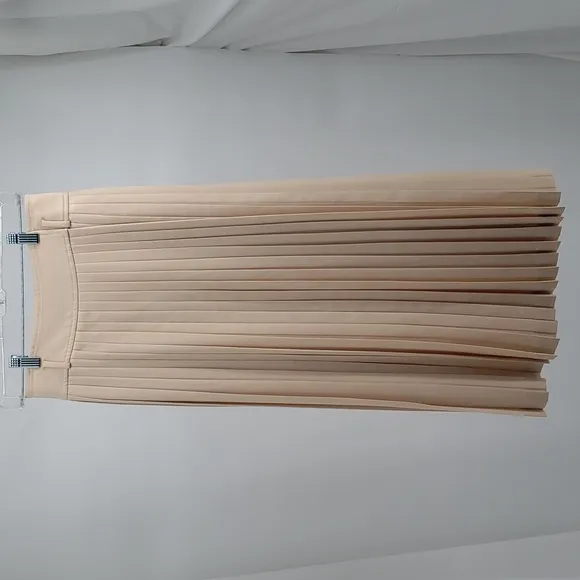 Vintage Linda Allard for Ellen Tracy Pleated Skirt Midi Wrap Closure Detail 6