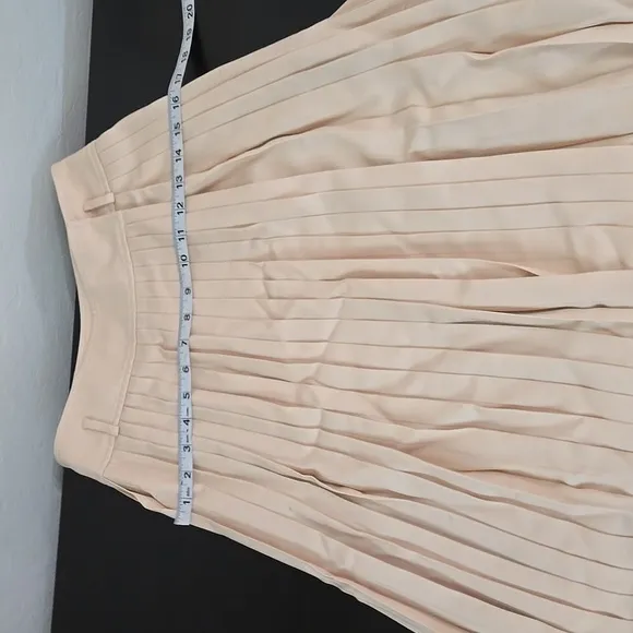 Vintage Linda Allard for Ellen Tracy Pleated Skirt Midi Wrap Closure Detail 6