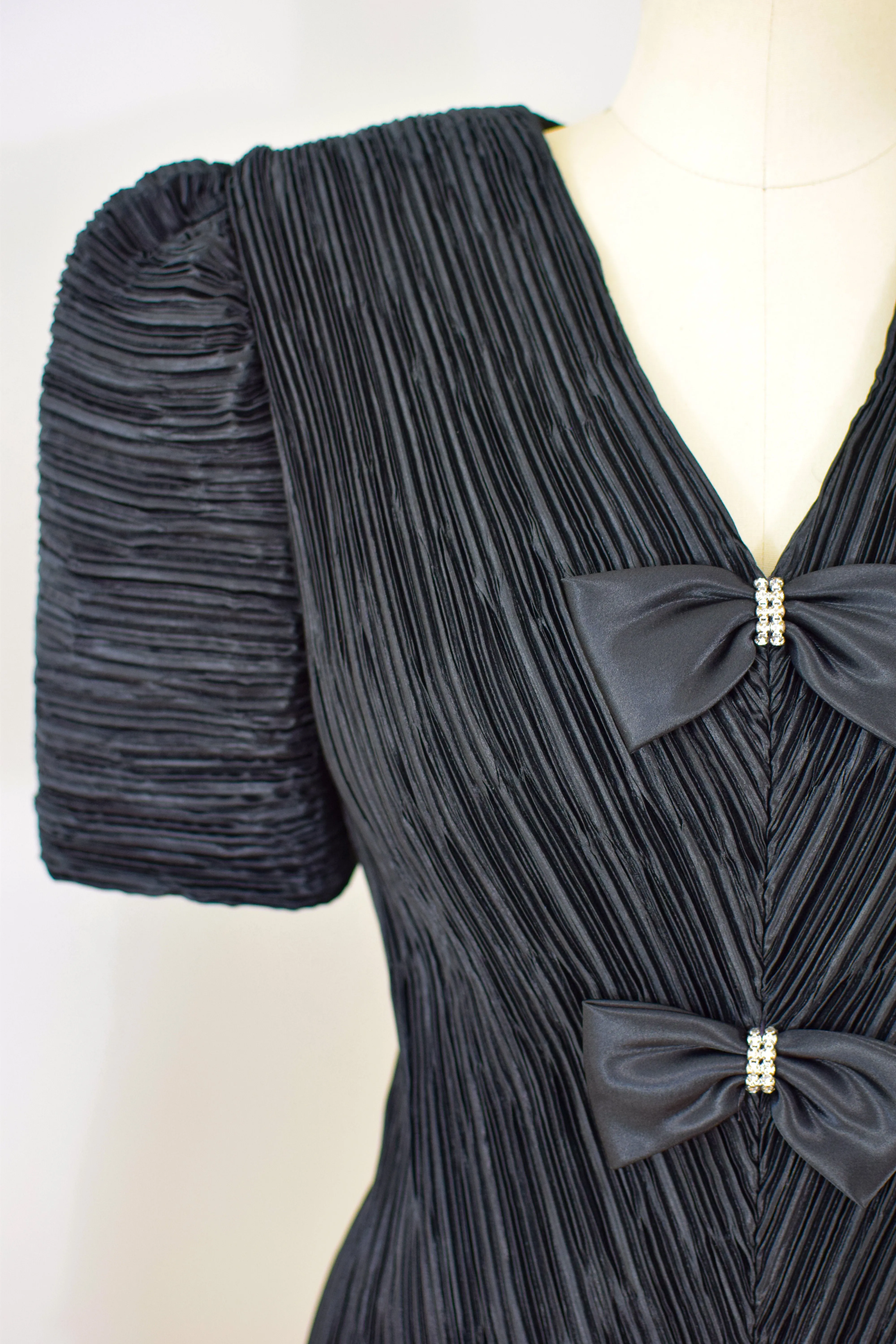 Vintage Micro Pleated Black Satin Blouse | M-L