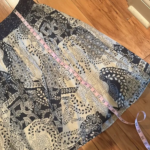 Vintage midi skirt