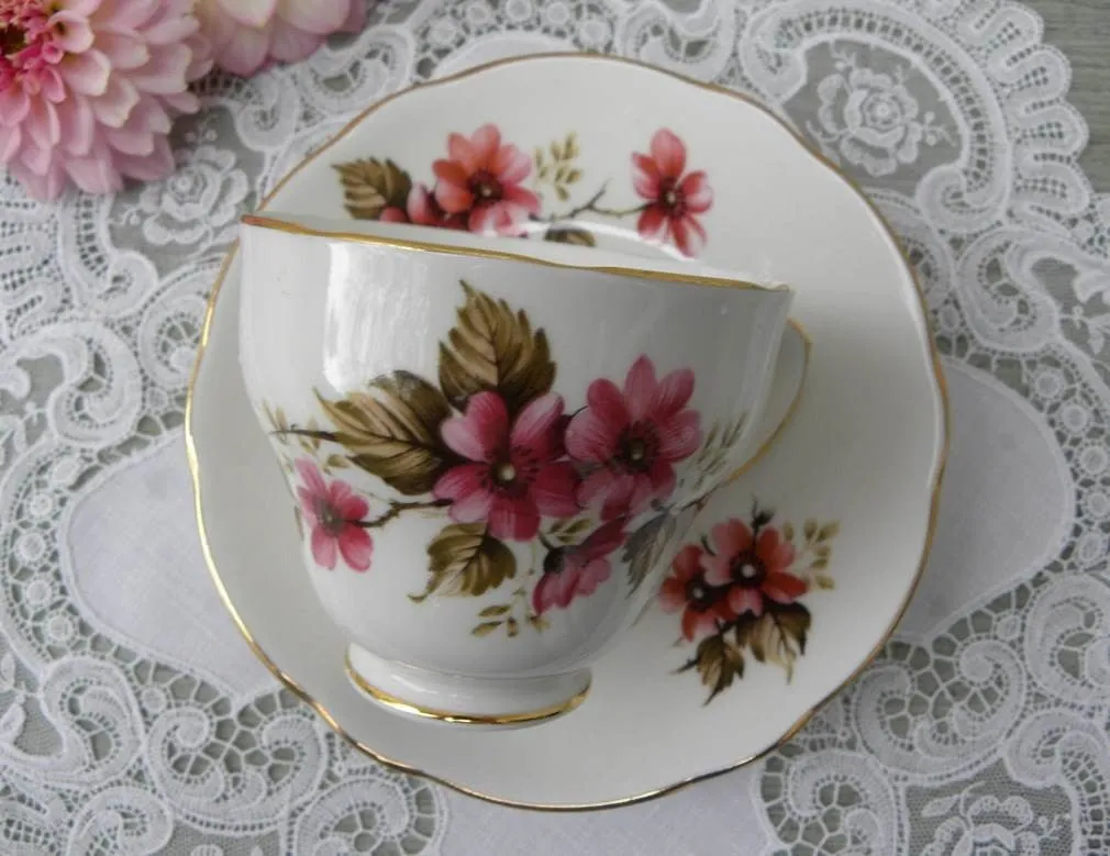 Vintage Pink Daisy Teacup and Saucer