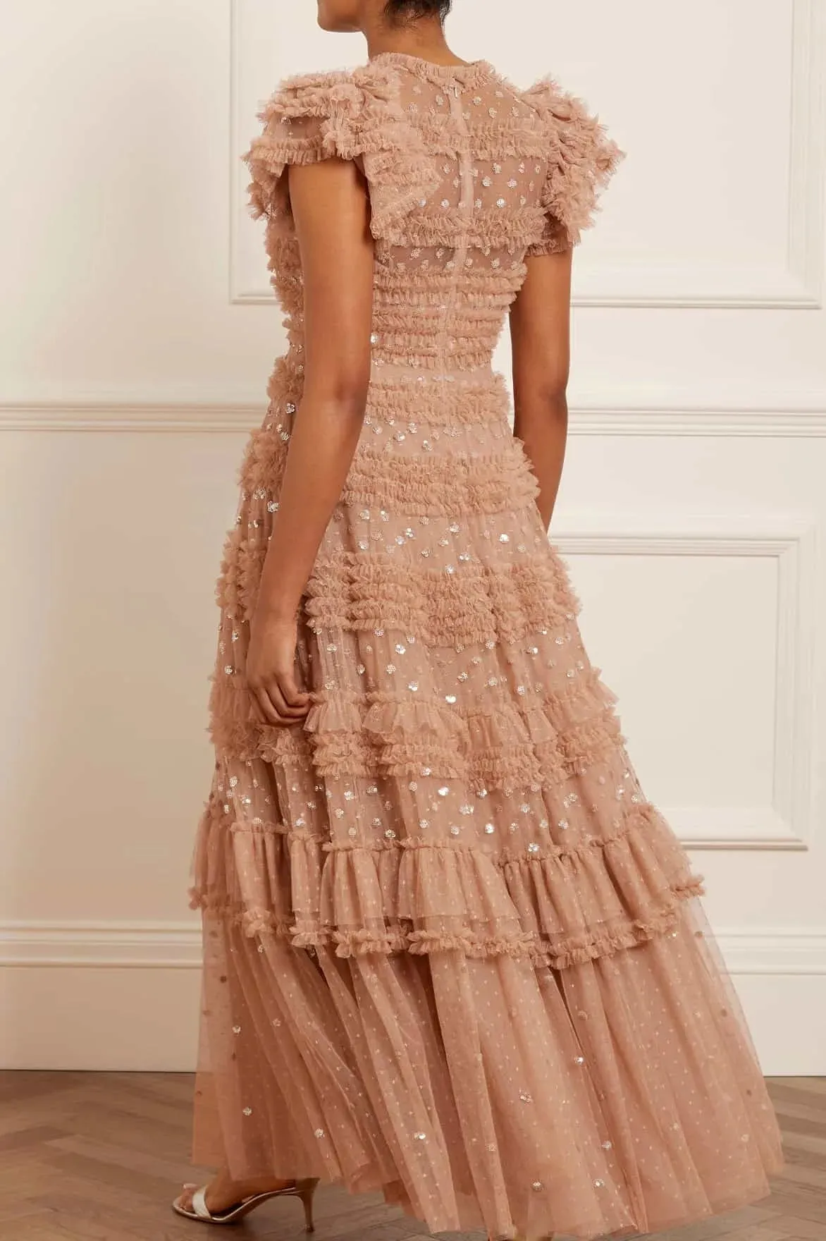 Vintage Tulle Prom Dresses Deep V-Neck Tiered A-Line Puff Sleeves Dotted Formal Occasion Dresses