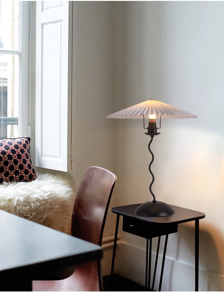 White Pleated Vintage Table Lamp