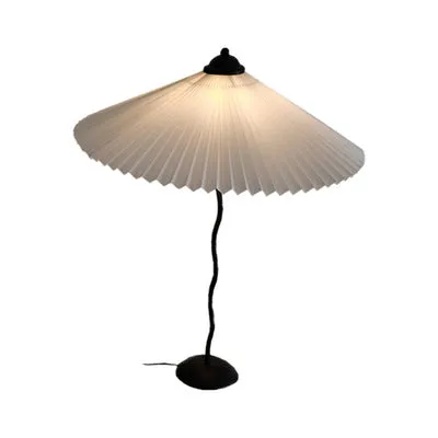 White Pleated Vintage Table Lamp