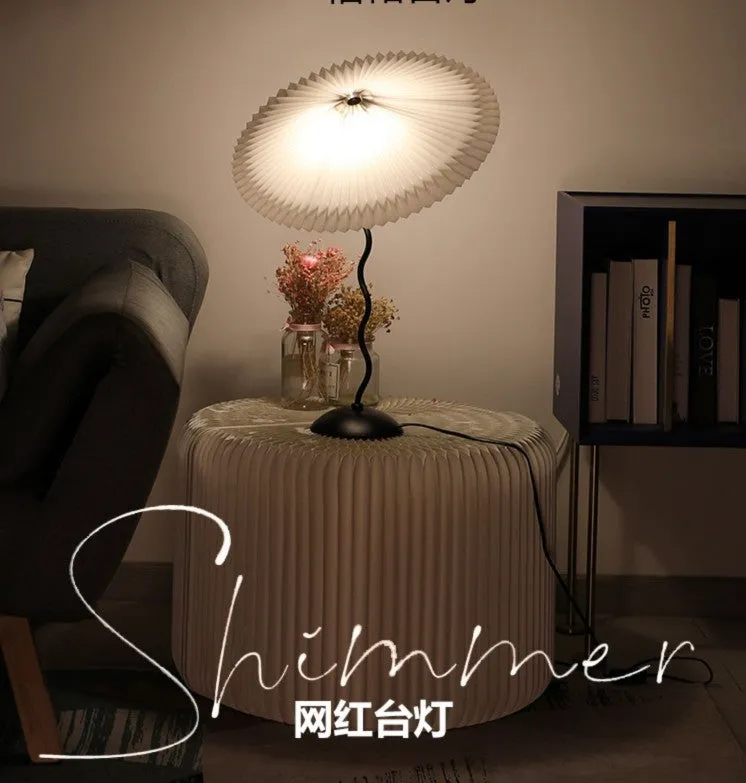 White Pleated Vintage Table Lamp