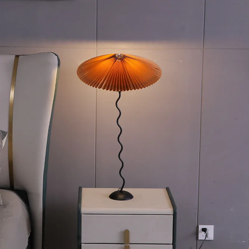 White Pleated Vintage Table Lamp