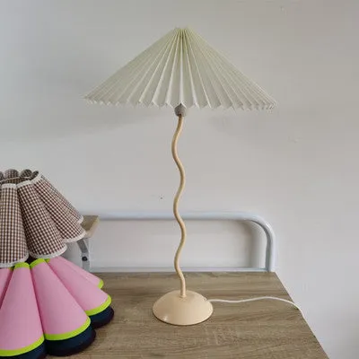 White Pleated Vintage Table Lamp
