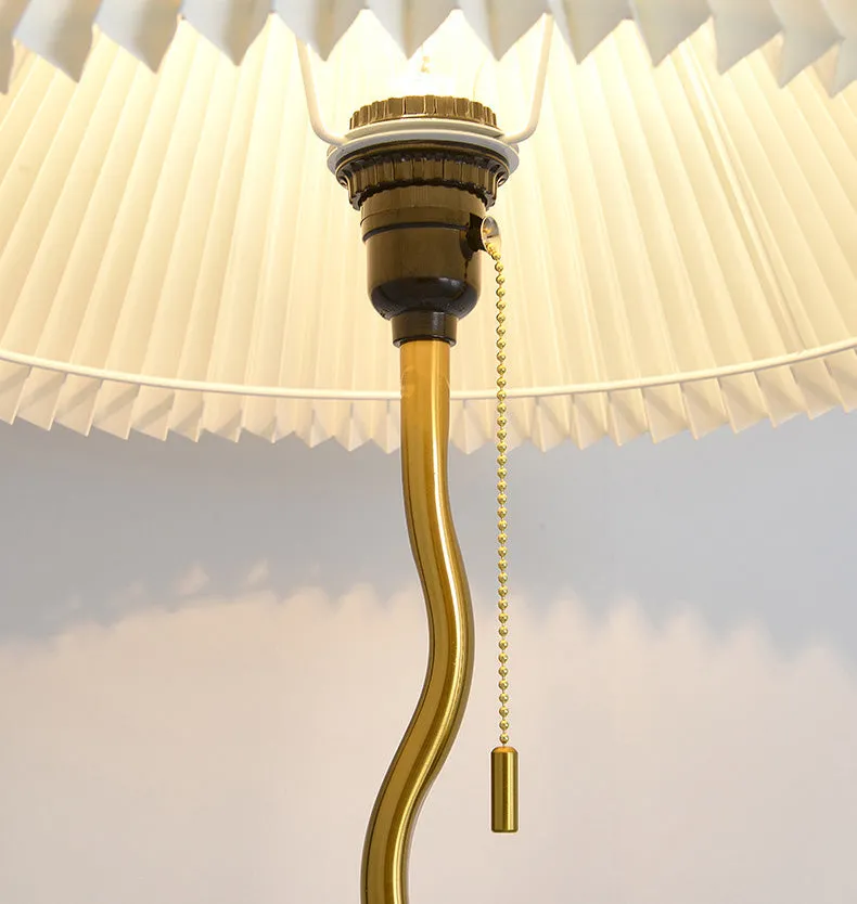 White Pleated Vintage Table Lamp