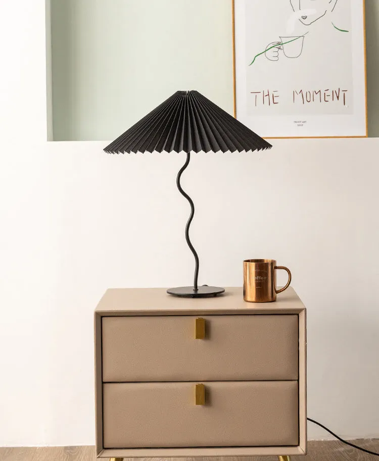 White Pleated Vintage Table Lamp