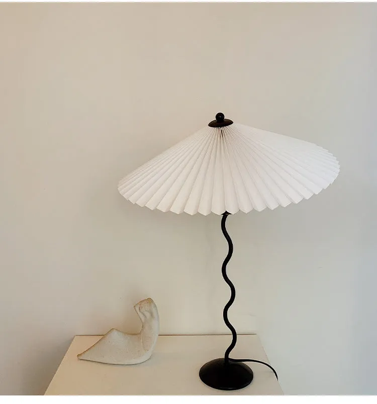 White Pleated Vintage Table Lamp