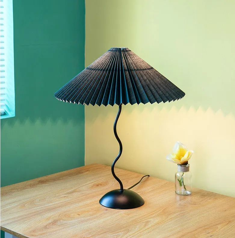 White Pleated Vintage Table Lamp