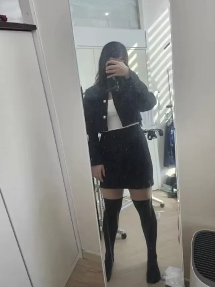 Women Tweed Pearl Buttons Jackets Skirts