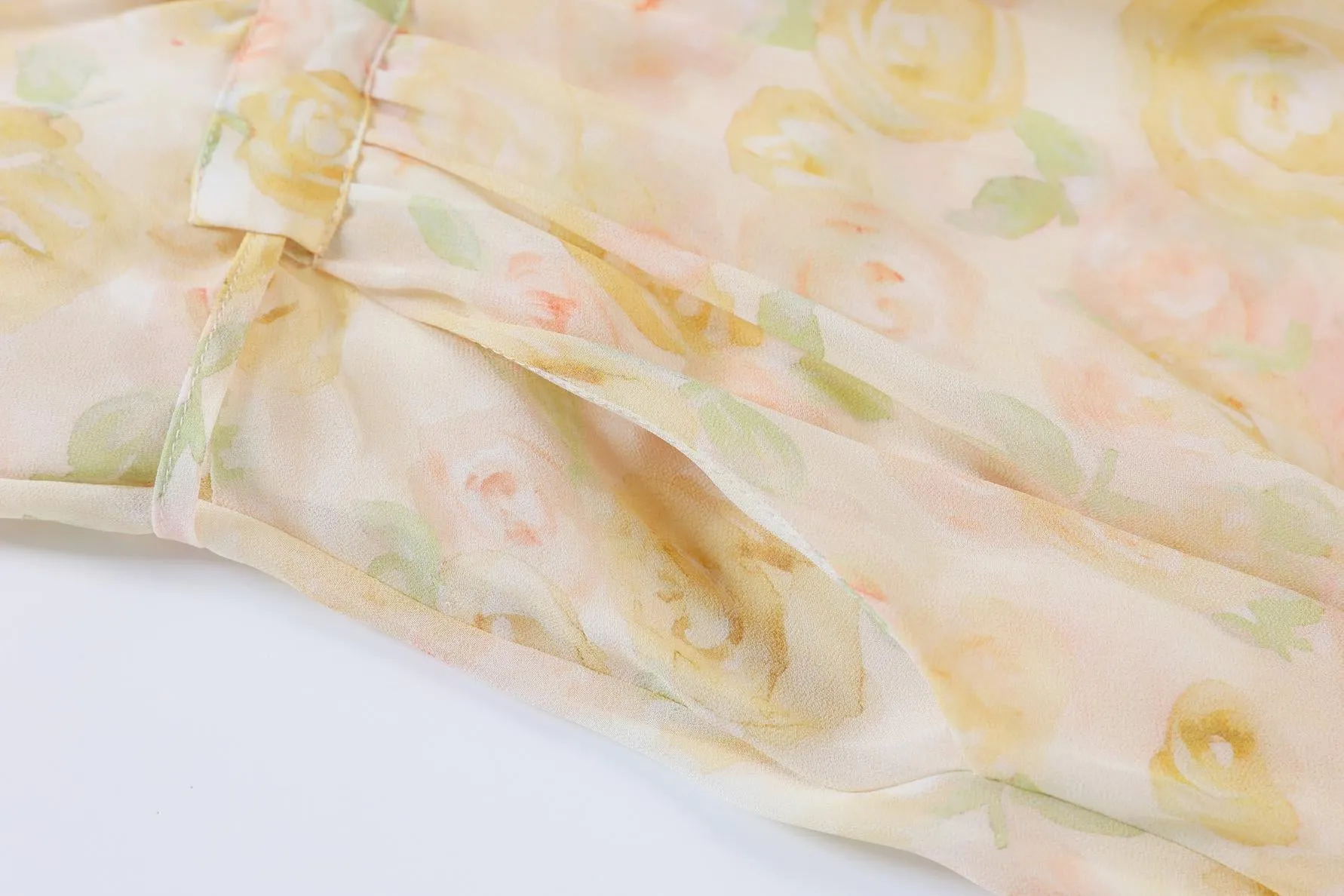 Women's Tea Tea Dress Featuring a Tulle Hem and Stunning Floral Print