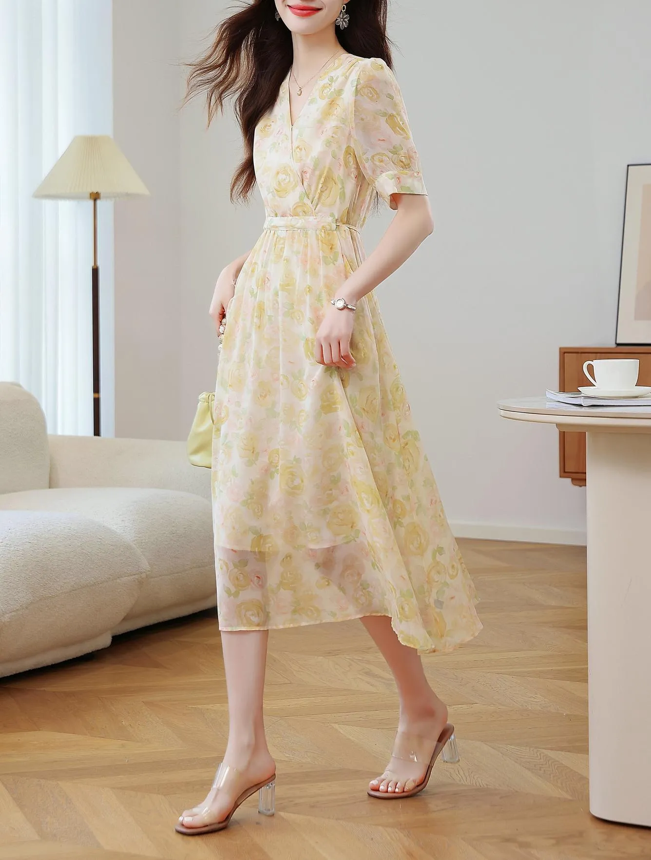 Women's Tea Tea Dress Featuring a Tulle Hem and Stunning Floral Print