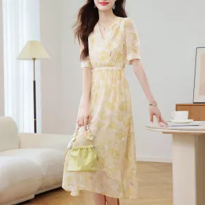 Women's Tea Tea Dress Featuring a Tulle Hem and Stunning Floral Print